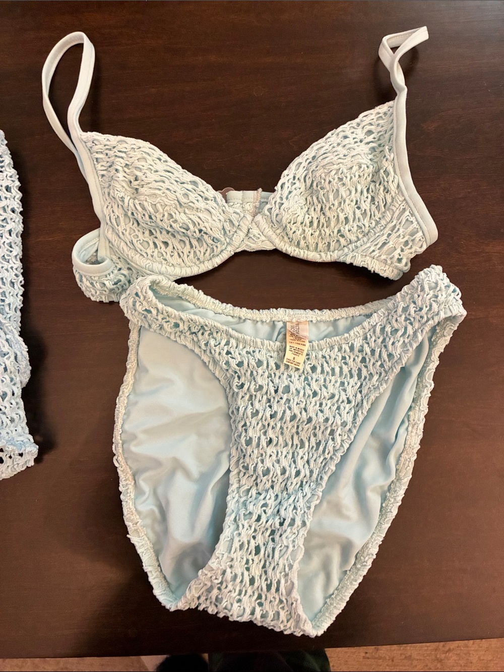 Y2K 3 piece Victoria Secret crochet bikini and wrap. Sz S / 34A - Picture 4 of 15